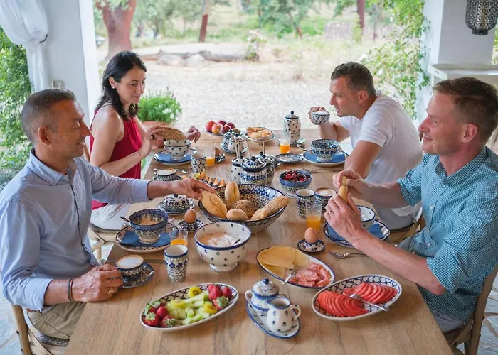 Valle del Arroyo Casas Rurales - B&B - Solo adultos
