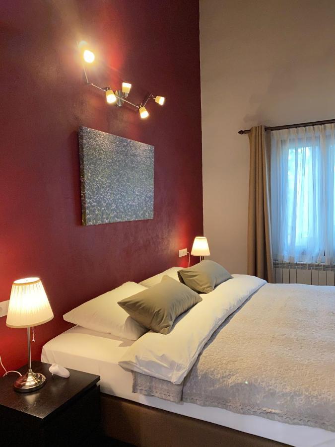Valle Del Arroyo - - Solo Adultos Bed and breakfast Cortelazor