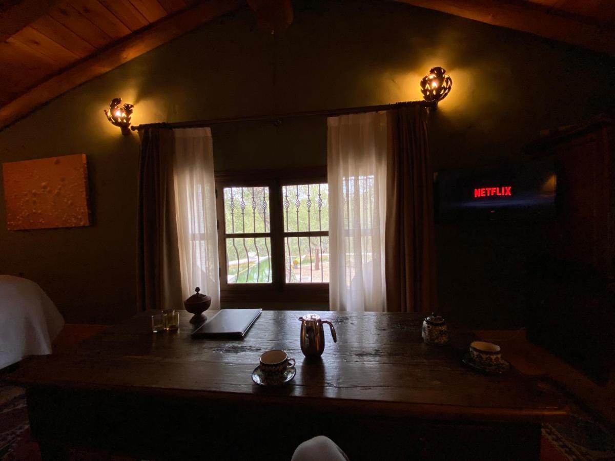 Bed and breakfast Valle Del Arroyo - - Solo Adultos Cortelazor